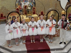 Cirkevný zbor sv. Ondreja z Chmeľnice vystúpil v gréckokatolíckom chráme Matky Ustavičnej pomoci v Starej Ľubovni – fotografia 6