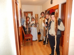 Koledníci v Chmeľnici prichádzajú do našich domovov na štedrý deň – fotografia 3
