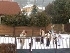 Koledníci v Chmeľnici prichádzajú do našich domovov na štedrý deň – fotografia 1