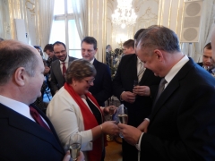 Prezident SR Andrej Kiska sa stretol so zástupcami ZMOS – fotografia 6