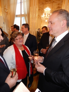 Prezident SR Andrej Kiska sa stretol so zástupcami ZMOS – fotografia 4