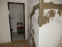 Práce v priestoroch obecného úradu a kulturného domu sú v plnom prúde – fotografia 26