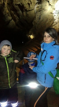 Prázdninovú stredu strávili  naše deti v Belianskej jaskyni – fotografia 15