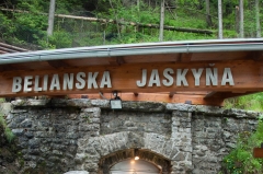 Prázdninovú stredu strávili  naše deti v Belianskej jaskyni – fotografia 12