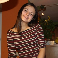 Cenu poroty za poéziu si z Poetickej Ľubovne odniesla Barbora Podhorská. Blahoželáme!