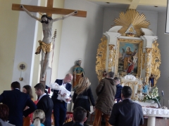 Na Veľkonočný pondelok  boli pokrstení štyria chlapci – fotografia 11