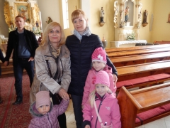 Na Veľkonočný pondelok  boli pokrstení štyria chlapci – fotografia 14