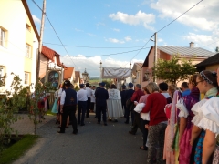 Procesia na sviatok Božieho tela a krvi, Chmeľnica 15.06.2017 – fotografia 67