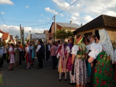 Procesia na sviatok Božieho tela a krvi, Chmeľnica 15.06.2017 – fotografia 65