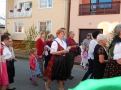 Procesia na sviatok Božieho tela a krvi, Chmeľnica 15.06.2017 – fotografia 17
