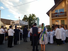 Procesia na sviatok Božieho tela a krvi, Chmeľnica 15.06.2017 – fotografia 4