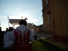 Procesia na sviatok Božieho tela a krvi, Chmeľnica 15.06.2017 – fotografia 39