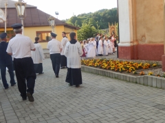 Procesia na sviatok Božieho tela a krvi, Chmeľnica 15.06.2017 – fotografia 30
