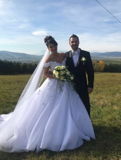 Blahoželáme mladomanželom Jánovi a Annamárii Kmečovým! – fotografia 7