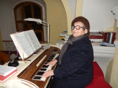Mária Krafčíková, ktorá viac ako 50 rokov kantorovala v Chmeľnici, oslávila 90. narodeniny. Blahoželáme! – fotografia 7