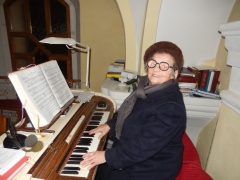 Mária Krafčíková, ktorá viac ako 50 rokov kantorovala v Chmeľnici, oslávila 90. narodeniny. Blahoželáme! – fotografia 6