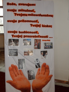 Blahoželáme!  Dnes sme s  vdp. Mgr. Jozefom Palenčárom oslávili jeho 50. narodeniny – fotografia 31