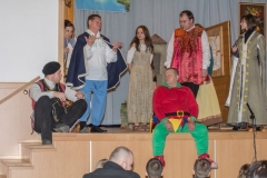 Premiéra divadelného predstavenia: “Devínsky šašo a jeho chovanica“ spríjemnila Veľkonočnú nedeľu – fotografia 14