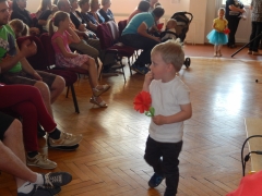 Deň matiek 2018 v Chmeľnici sa stal Fatimou pre naše rodiny – fotografia 64
