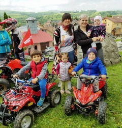 Posvätenie motoriek a štvorkoliek v Chmeľnici – fotografia 11