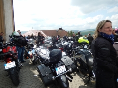 Posvätenie motoriek a štvorkoliek v Chmeľnici – fotografia 9
