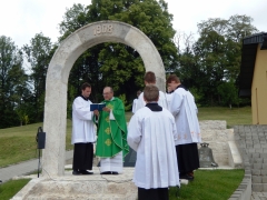 Mementom nad našou minulosťou!  Pamätník padlým v I. a II. svetovej vojne a tým, ktorí boli násilne odvlečení do ruských gulagov – fotografia 7