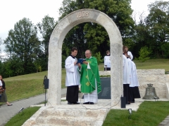 Mementom nad našou minulosťou!  Pamätník padlým v I. a II. svetovej vojne a tým, ktorí boli násilne odvlečení do ruských gulagov – fotografia 8