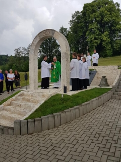 Mementom nad našou minulosťou!  Pamätník padlým v I. a II. svetovej vojne a tým, ktorí boli násilne odvlečení do ruských gulagov – fotografia 17
