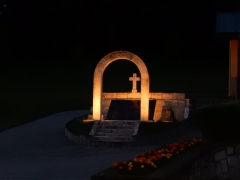 Mementom nad našou minulosťou!  Pamätník padlým v I. a II. svetovej vojne a tým, ktorí boli násilne odvlečení do ruských gulagov – fotografia 14