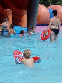3.deň farského tábora v AquaFun park Veľká Lomnica – fotografia 17