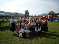 Na  14. ročníku Kluknavských folklórnych slávností vystúpil aj folklórny súbor z Chmeľnice – fotografia 22