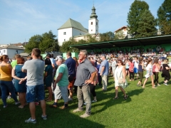 Na  14. ročníku Kluknavských folklórnych slávností vystúpil aj folklórny súbor z Chmeľnice – fotografia 2