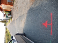 POZOR! V CHMEĽNICI SA ZAJTRA ZAČÍNA S ASFALTOVANÍM KOMUNIKÁCIÍ! – fotografia 3