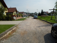 POZOR! V CHMEĽNICI SA ZAJTRA ZAČÍNA S ASFALTOVANÍM KOMUNIKÁCIÍ! – fotografia 16