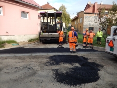 ASFALTOVANIE MK  v Chmeľnici 11.09.2018 – fotografia 32