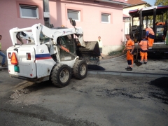 ASFALTOVANIE MK  v Chmeľnici 11.09.2018 – fotografia 1