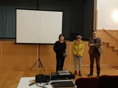 Film „Smutné jazyky - Sprechen Sie Karpatendeutsch?“ odpremietali v Chmeľnici. Ďakujeme dokumentaristke Anne Gruskovej! – fotografia 7