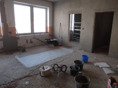 Práce na rekonštrukcii a modernizácii kuchyne Kultúrneho domu v Chmeľnici pokračujú – fotografia 36