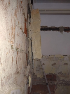 Práce na rekonštrukcii a modernizácii kuchyne Kultúrneho domu v Chmeľnici pokračujú – fotografia 5