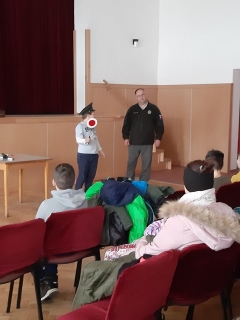 Policajti predviedli ukážky svojej práce – fotografia 7