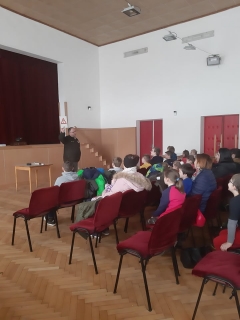Policajti predviedli ukážky svojej práce – fotografia 5