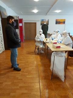 VÝSLEDKY TESTOVANIA NA COVID-19 NA ODBERNOM MIESTE CHMEĽNICA 7.- 8. novembra 2020 – fotografia 1