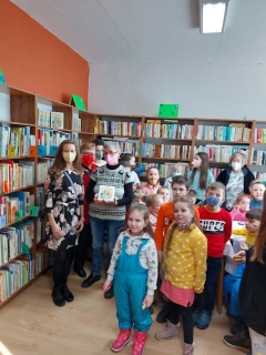 Marta Krafčíková: "BABIČKINE ROZPRÁVKY skutočné i zabudnuté – fotografia 6