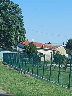 Výstavba oplotenia športového areálu. – fotografia 85