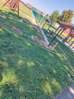 Výstavba oplotenia športového areálu. – fotografia 130