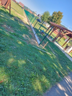 Výstavba oplotenia športového areálu. – fotografia 97