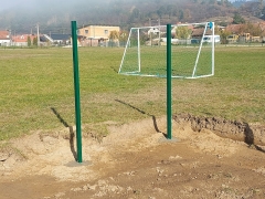 Výstavba oplotenia športového areálu. – fotografia 95