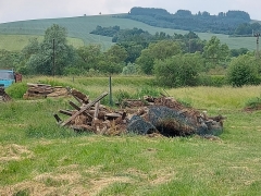Výstavba oplotenia športového areálu. – fotografia 39