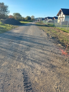 Výstavba oplotenia športového areálu. – fotografia 12