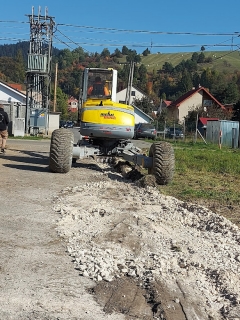 Výstavba cesty na IBV pri trati – fotografia 2